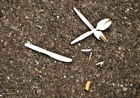 broken-plastic-cutlery.jpg