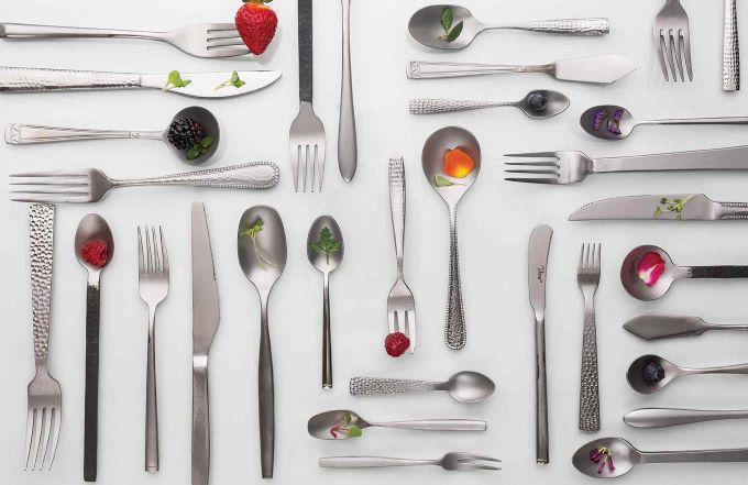 http://thecutleryreview.com/wp-content/uploads/2020/07/Choosing-Flatware.jpg